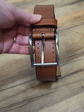 FLORSHEIM Brown Silvertone Leather Belt